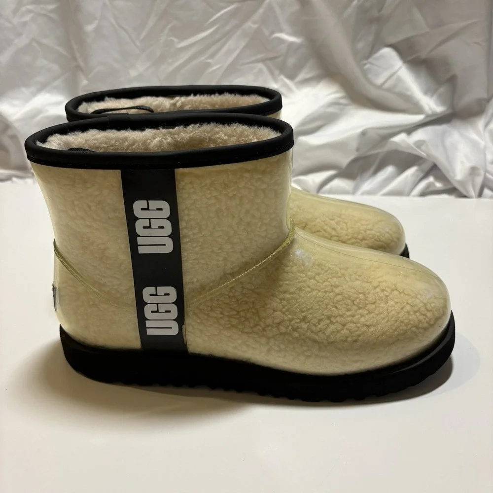 UGG classic clear